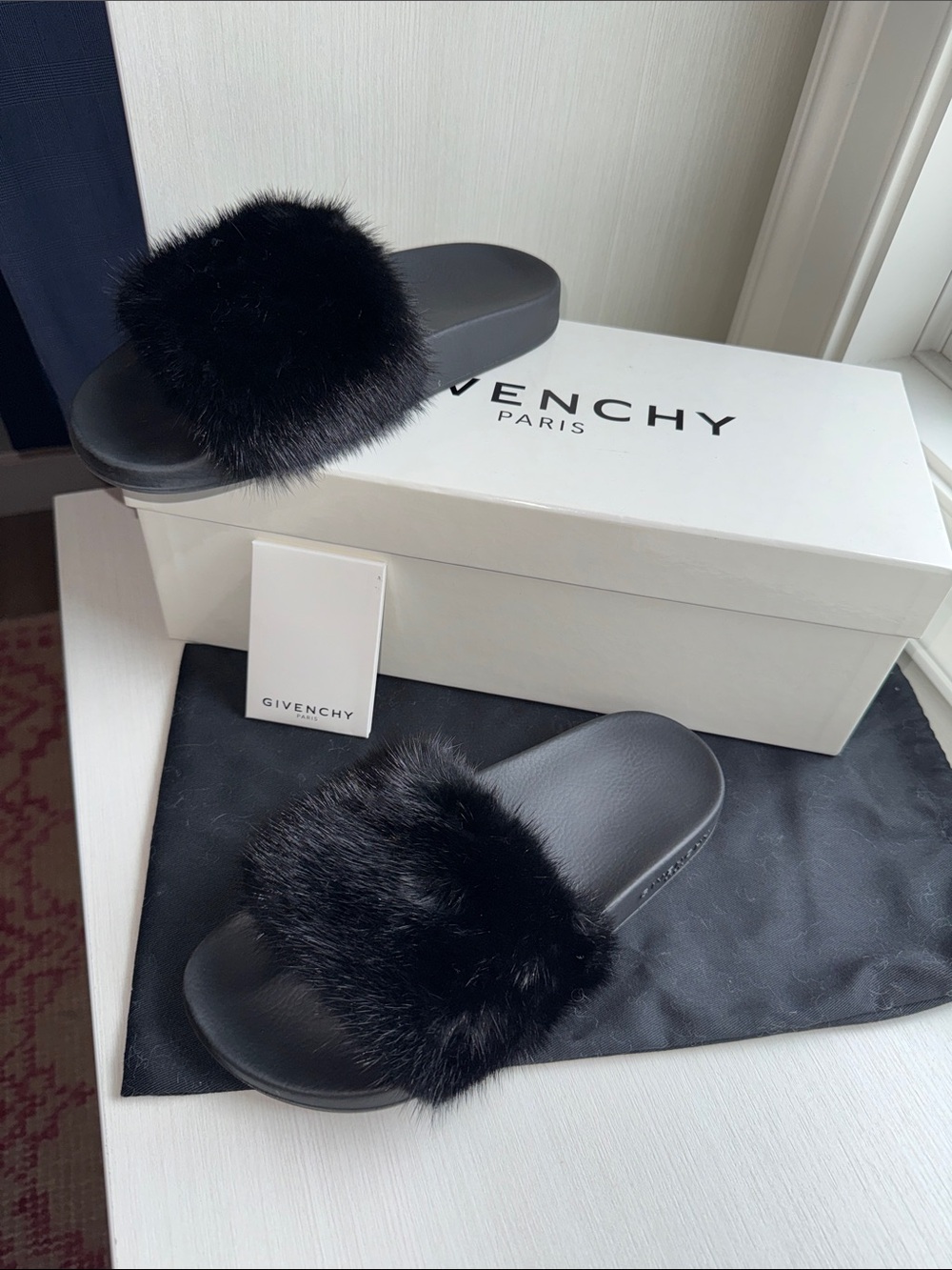 Givenchy Women's Black Fur Slippers